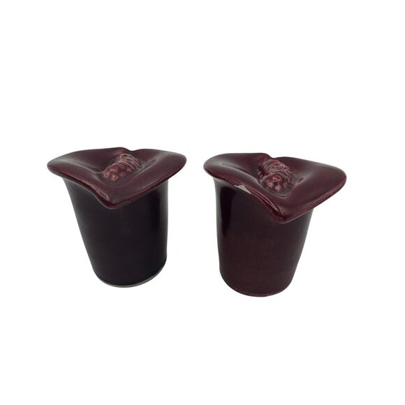 Vintage Burgundy Calla Lily Ceramic Salt & Pepper Shakers With Cork Stoppers - Picture 4 of 6